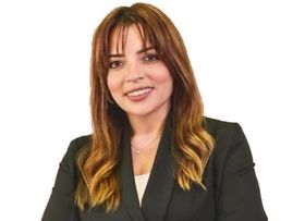 دينا أبو طالب: مبادرة صناعة الحرير توفر 500 فرصة تدريب وتشغيل للنساء في قنا دينا أبو طالب: مبادرة صناعة الحرير توفر 500 فرصة تدريب وتشغيل للنساء في قنا