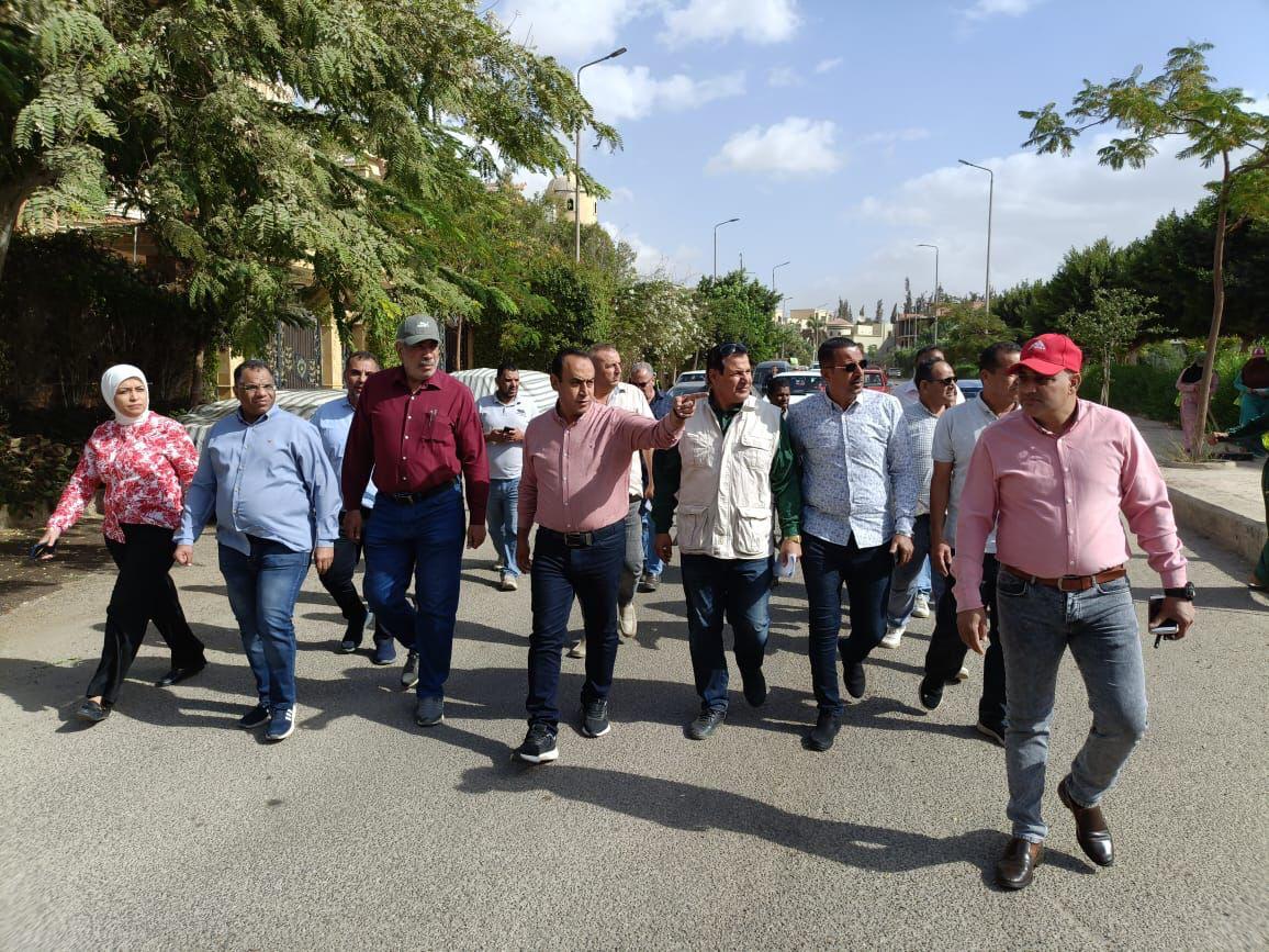 “على سعد”: جارٍ الإعداد لتنفيذ الطرق والمرافق بمنطقة السلام المضافة لمدينة الشروق بهدف تنميتها