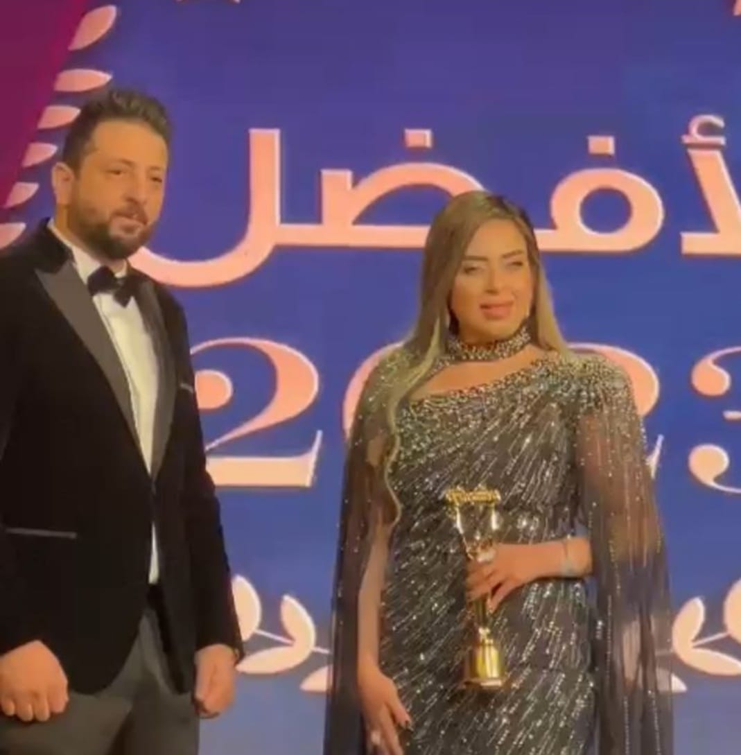 “هنا الجمهورية الجديدة” يحصل على جائزة أفضل برنامج عقارى من مهرجان “وشوشة للأفضل 2023”