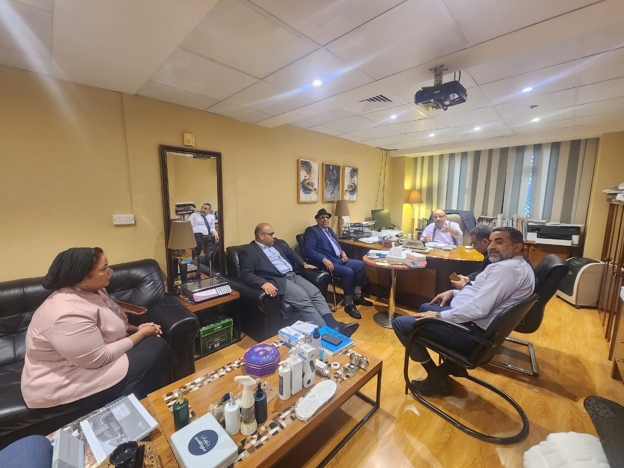 «الخبرات المهنية PEG» تناقش توصيات لجنة الحوكمة مع مجموعة الأنصار بالمملكة