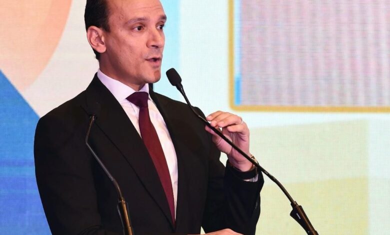 عبدالخالق إبراهيم: نستهدف مليار دولار مبيعات عقارية بالخارج .. و”منصة مصر العقارية” أداة جديدة للتسويق الدولي عبدالخالق إبراهيم: نستهدف مليار دولار مبيعات عقارية بالخارج .. و”منصة مصر العقارية” أداة جديدة للتسويق الدولي