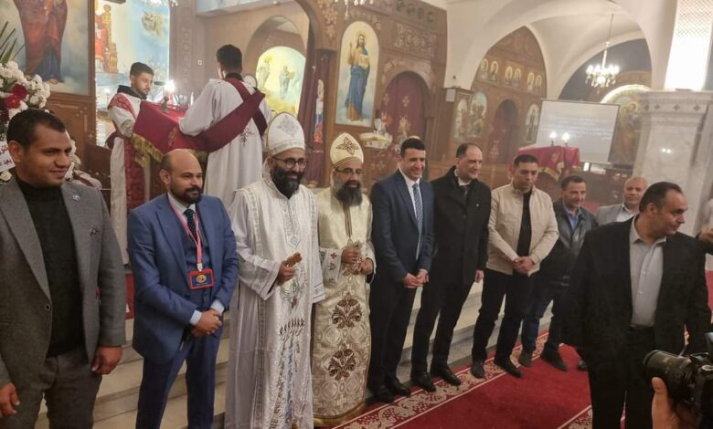عمرو فتوح يهنئ البابا تواضروس والأخوة الأقباط بعيد الميلاد المجيد