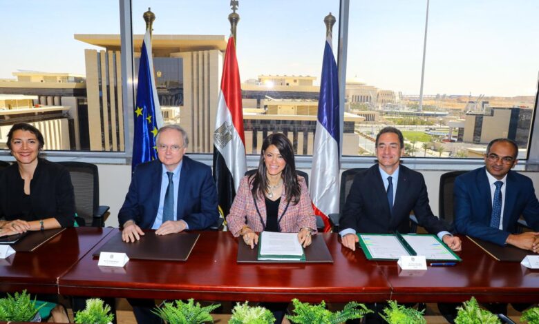 المشاط توقع اتفاق تمويل المرحلة الثالثة بمشروع محطة معالجة مياه الجبل الأصفر بقيمة 61.5 مليون يورو