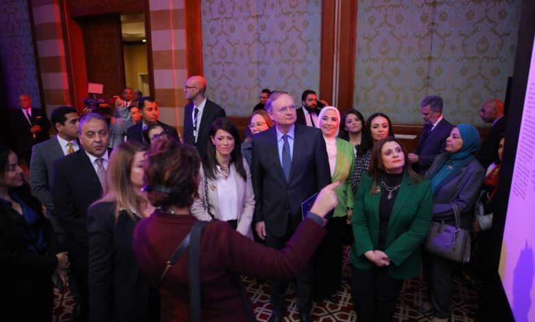 5 وزراء يفتتحون معرض «نساء مصر العظيمات» لتوثيق تاريخها ونهضتها بمشاركة رئيس وفد الاتحاد الأوروبي