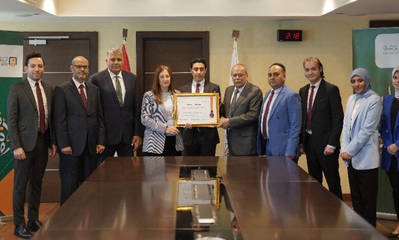 الأهلي المصري يحتفظ بشهادة التوافق مع معاییر متطلبات هيئتي الفيزا والماستر كارد العالمیة PCI DSS بالإصدار الجديد V.4
