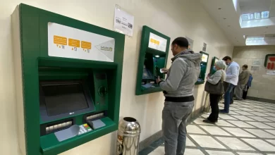 البنك الأهلي المصري: 32.5 مليار جنيه قيمة السحب من ماكينات الصراف الآلي منذ أول أبريل