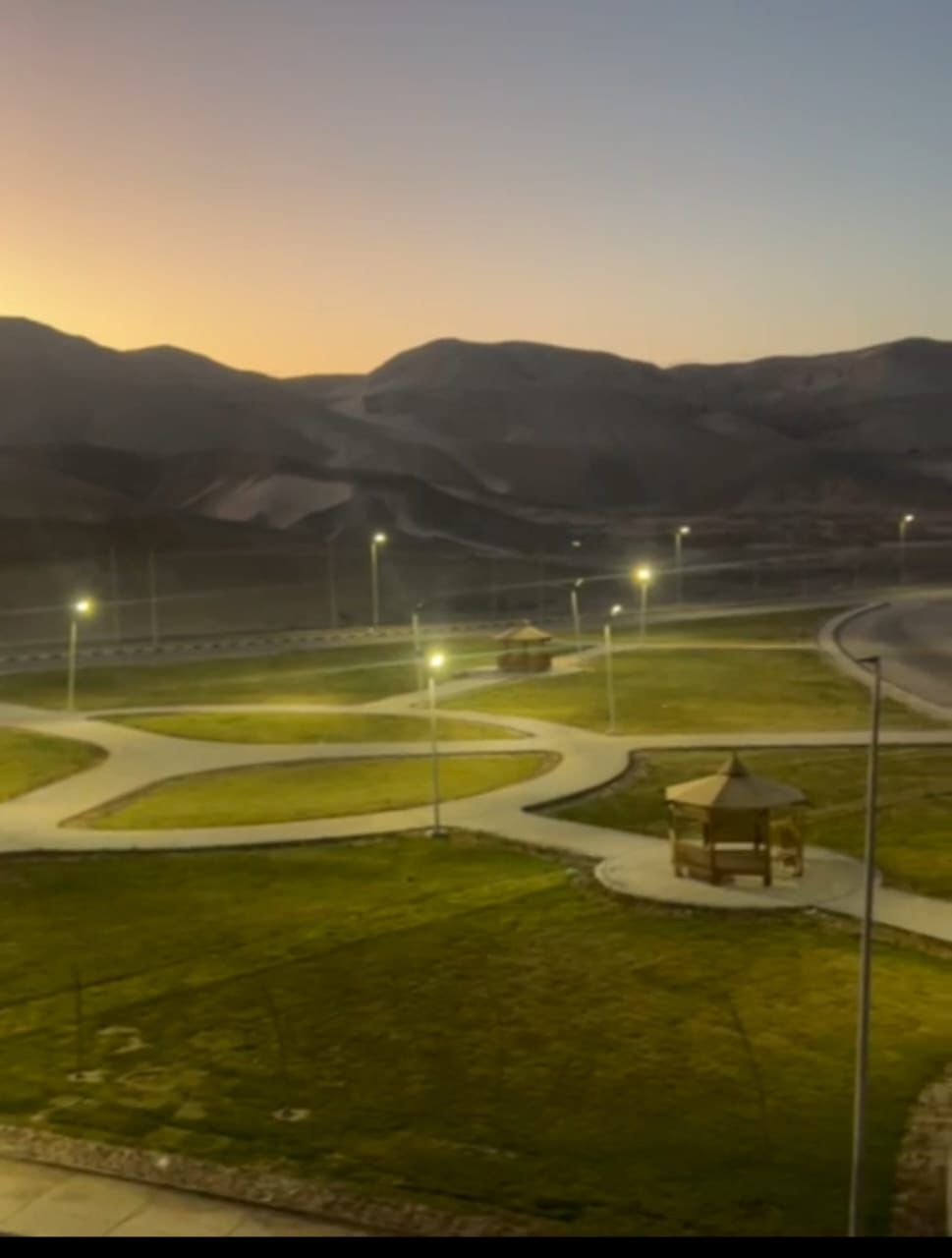 الإسكان تكثف صيانة المسطحات الخضراء والمتنزهات بالمدن الجديدة 