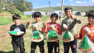 مركز الملك سلمان للإغاثة يوزع آلاف من أربطة الخبز للأسر اللاجئة في شمال لبنان