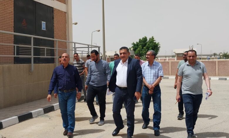 مساعد نائب رئيس هيئة المجتمعات العمرانية يتفقد محطات الصرف الصحي بمدينة بدر