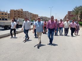 نائب رئيس هيئة المجتمعات العمرانية يتابع سير العمل والخدمات بمدينة العاشر من رمضان