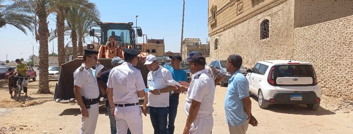 تنفيذ 21 قرار إزالة لمخالفات وغلق لمحال بالعاشر من رمضان