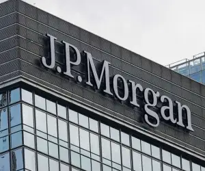 رئيس بنك جي بي مورجان يحذر مجددًا من الضغوط التضخمية