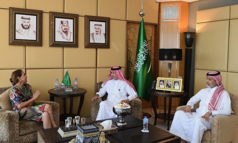 سفير السعودية لدى مصر يلتقي نظيرته الكولومبية