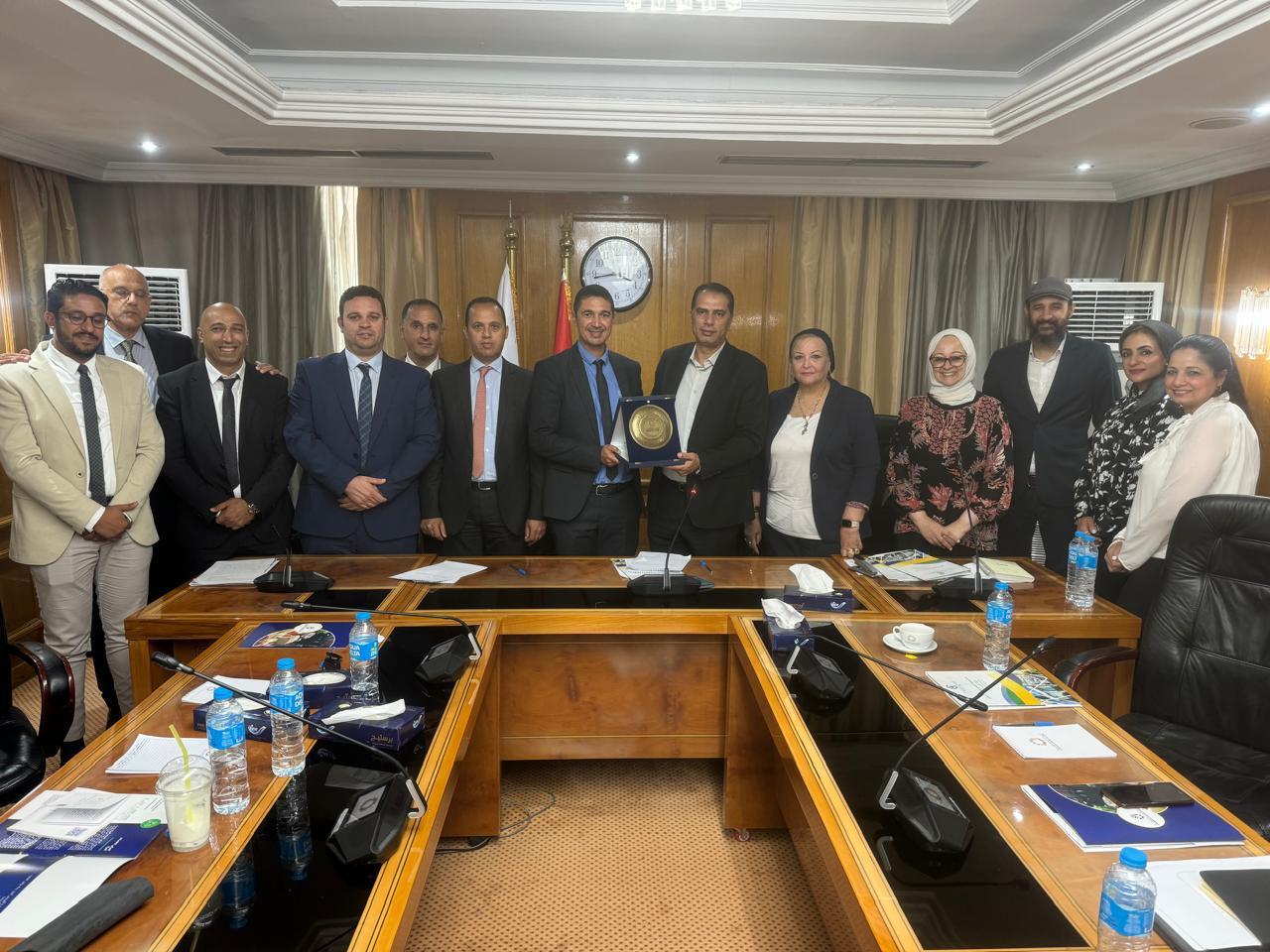 غرفة الصناعات الغذائية توقع مذكرة تفاهم مع نظيرتها المغربية لتعزيز التعاون الثنائى