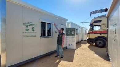 مركز الملك سلمان للإغاثة ينفذ مشروع تأمين البيوت المتنقلة ويسلّم دفعة جديدة منها للاجئين السوريين في مخيم الزعتري بالأردن