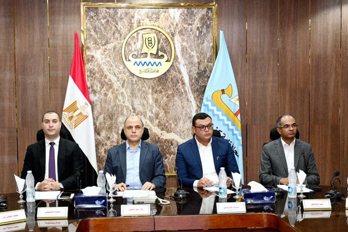 وزير الإسكان ومحافظ كفر الشيخ يستعرضان موقف خدمات مياه الشرب والصرف الصحى 