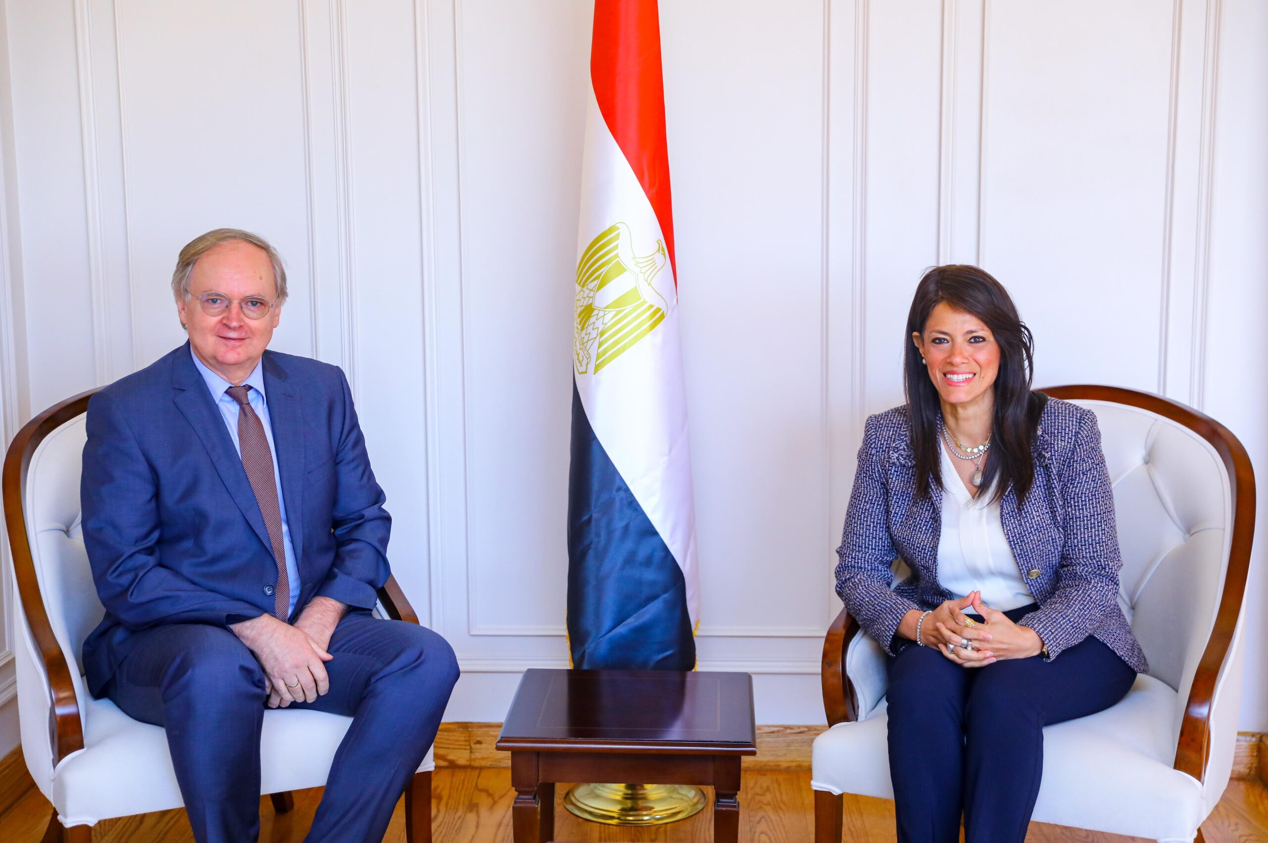 وزيرة التخطيط والتعاون تبحث مع سفير الاتحاد الأوروبي إجراءات الإصلاح الهيكلي الجاري تنفيذها 