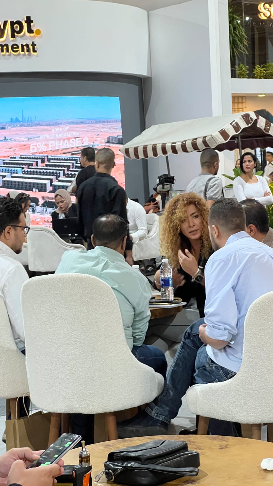 «جذور» تحقق مبيعات قوية بمشروعي «NEO» و«J East» في معرض سيتي سكيب