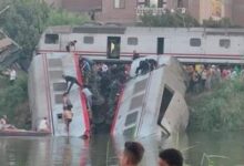 تفاصيل حادث انقلاب قطار مطروح: وزير النقل يطلب تقارير فنية عاجلة