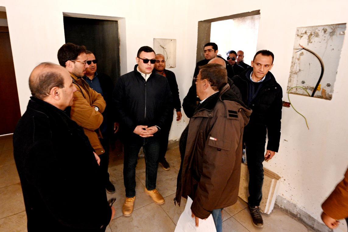 وزير الإسكان يتفقد سير العمل بمنطقة الزيتونة بسانت كاترين