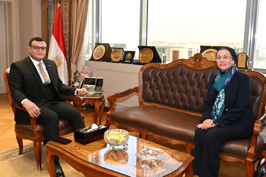 وزير الإسكان: إنشاء مدافن للمخلفات شرط أساسي لتدشين المدن الجديدة