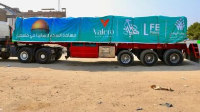 شركة «Valero Developments» تشارك في قافلة مساعدات إنسانية لدعم قطاع غزة بالتعاون مع «صناع الحياة»