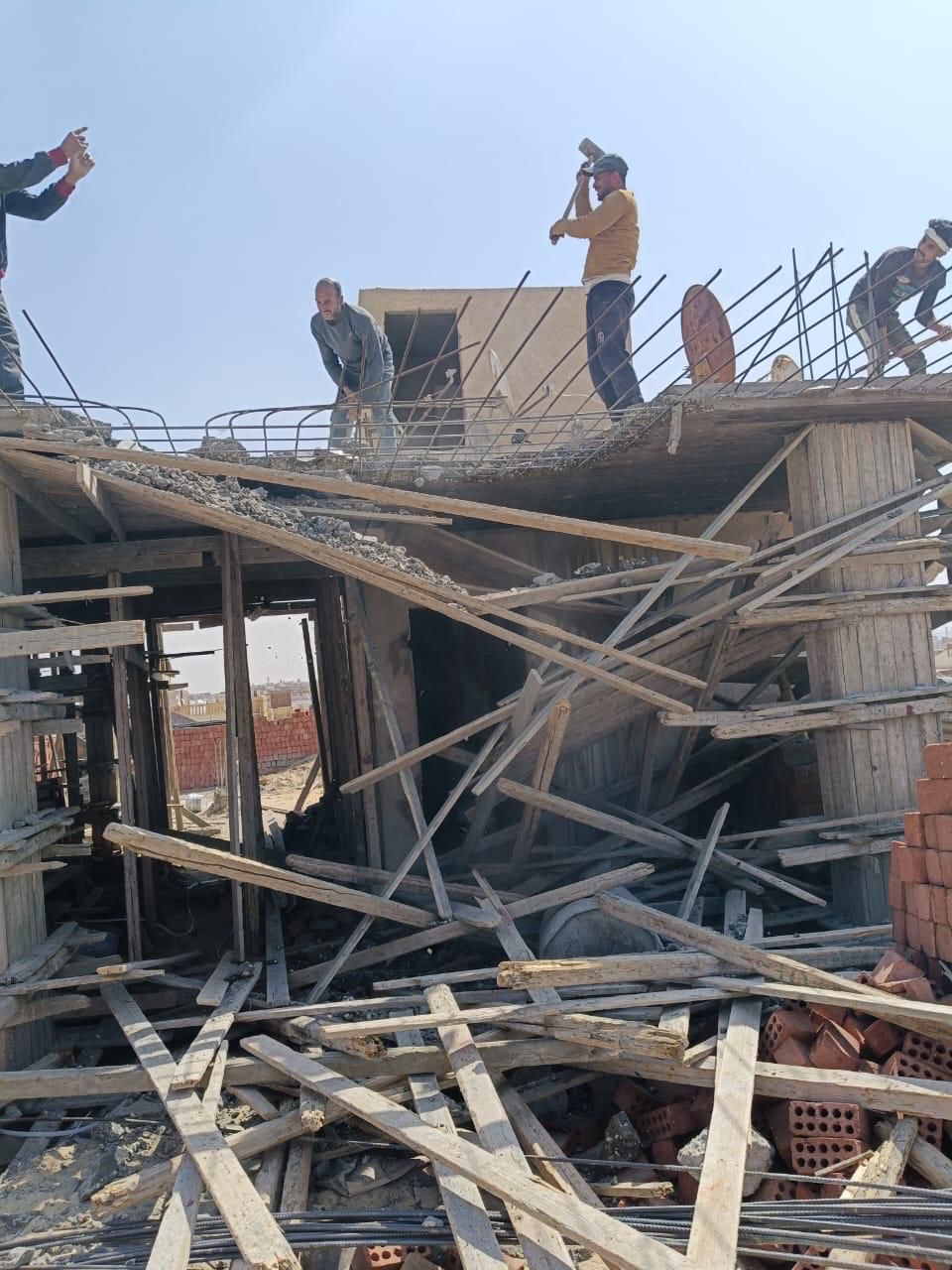 جهاز مدينة 6 أكتوبر ينفذ عدة إزالات لمخالفات بناء في حملات مكبرة