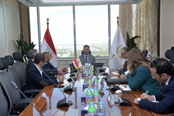 وزير التموين يتابع مع شركة أوراسكوم الموقف التنفيذي لإنشاء المخزن الاستراتيجي بالفيوم وزير التموين يتابع مع شركة أوراسكوم الموقف التنفيذي لإنشاء المخزن الاستراتيجي بالفيوم
