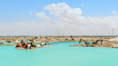 وزير الإسكان يكسف آخر تطورات مشروع M8 by the lake وأعمال البحيرات بمارينا الساحل الشمالي