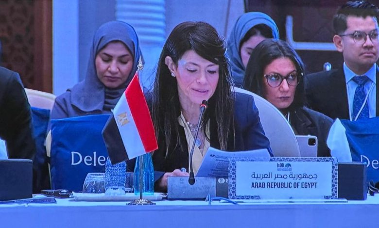 المشاط تشارك في المائدة المستديرة لمجلس محافظي البنك الإسلامي للتنمية المشاط تشارك في المائدة المستديرة لمجلس محافظي البنك الإسلامي للتنمية