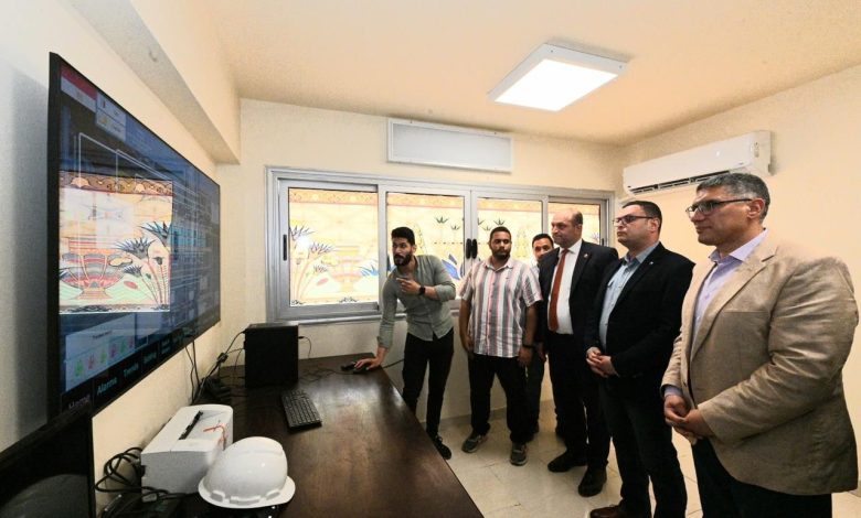 وزير الإسكان ومحافظ الجيزة يفتتحان المرحلة الأولى من محطة مياه الشرب بأوسيم وزير الإسكان ومحافظ الجيزة يفتتحان المرحلة الأولى من محطة مياه الشرب بأوسيم