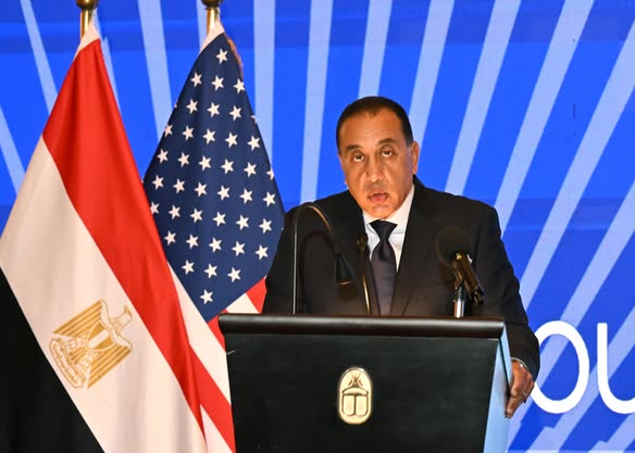 رئيس الوزراء: 1800 شركة أمريكية تعمل في مصر باستثمارات 47 مليار دولار رئيس الوزراء: 1800 شركة أمريكية تعمل في مصر باستثمارات 47 مليار دولار