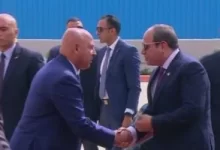 الرئيس السيسى يصل السويس للاحتفال عيد العمال