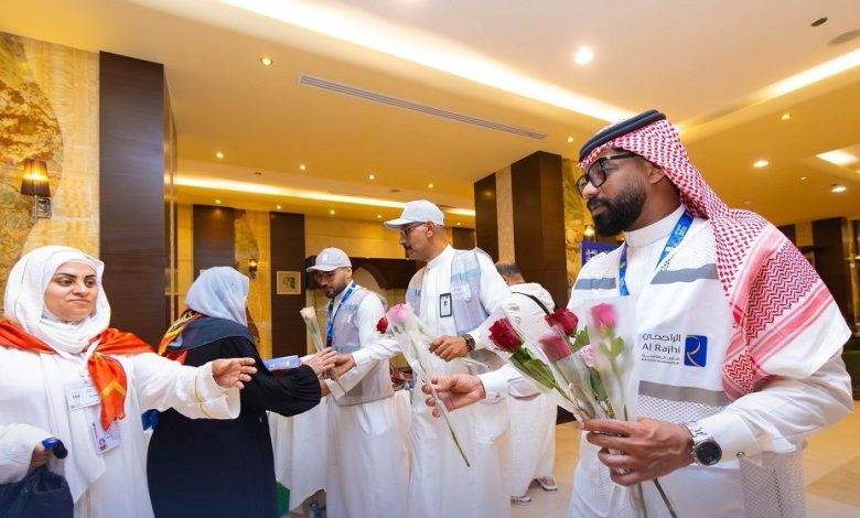 بالصور.. استقبال حافل من الراجحي للطوافة لطلائع حجاج المستوى الاقتصادي المصريين بالصور.. استقبال حافل من الراجحي للطوافة لطلائع حجاج المستوى الاقتصادي المصريين