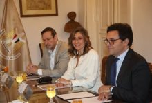 وزير الثقافة يجتمع بلجنة اختيار الرئيس الجديد لأكاديمية الفنون