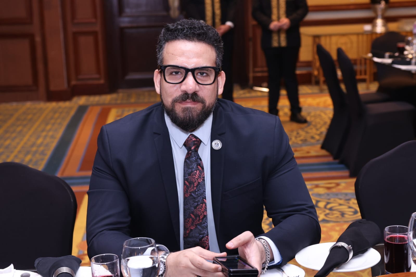 العيسوي يهنئ الرئيس السيسي وعمال مصر بعيدهم: الحرفيون شركاء في التنمية وبناء الجمهورية الجديدة