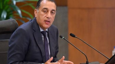رئيس الوزراء: الشراكة والتعاون بين المنطقة الاقتصادية لقناة السويس والقطاع الخاص يساعد على جذب الاستثمارات ار