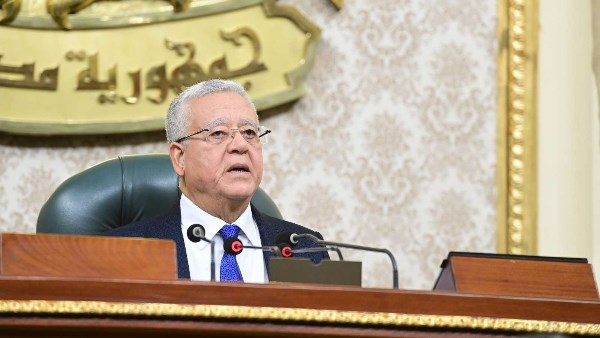 أبرزها قانون العلاوة الدورية.. رئيس مجلس النواب يحيل عددًا من المشروعات إلى اللجان المختصة أبرزها قانون العلاوة الدورية.. رئيس مجلس النواب يحيل عددًا من المشروعات إلى اللجان المختصة