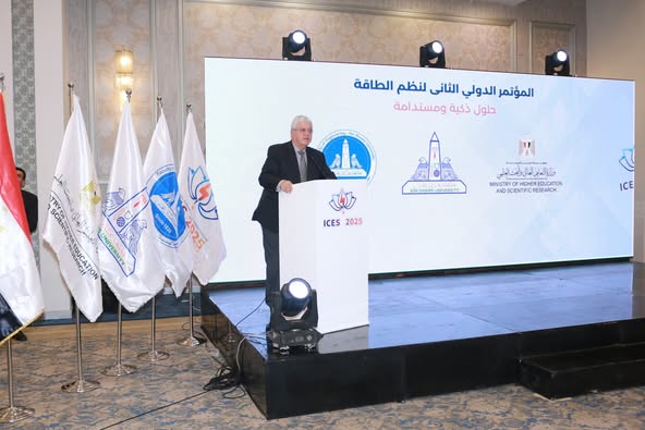 وزيرالتعليم العالي يشهد ختام فعاليات المؤتمر الدولي الثاني لكلية الهندسة بجامعة عين شمس