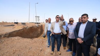 الشربيني يتفقد محاور وطرق مدينة الشروق