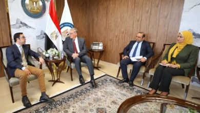 وزير البترول يعقد اجتماعًا مع “شارد كابيتال” لبحث تطورات العمل بمجمع البحر المتوسط للبتروكيماويات في العلمين الجديدة