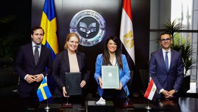 وزيرة التخطيط ومؤسسة تمويل التنمية السويدية توقّعان خطاب نوايا لتعزيز التعاون في الطاقة الكهربائية والنقل المستدام