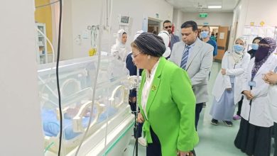 نائب وزير الصحة تتفقد عددًا من المنشآت الصحية بمحافظة أسوان