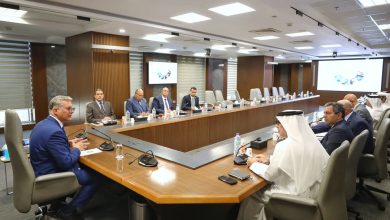 وزير البترول يبحث مع مجموعة موانئ أبو ظبي سبل تعزيز التعاون المشترك