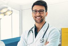 البنك الأهلي الكويتي يتيح قرض الأطباء بقيمة 1,5 مليون جنيه وبالتقسيط حتى 10 سنوات