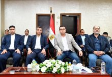 وزير الإسكان يعقد اجتماعًا بمقر جهاز مدينة السويس الجديدة لمتابعة المشروعات التنموية 