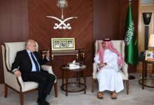 سفير خادم الحرمين الشريفين لدى مصر يستقبل نظيره السويدي