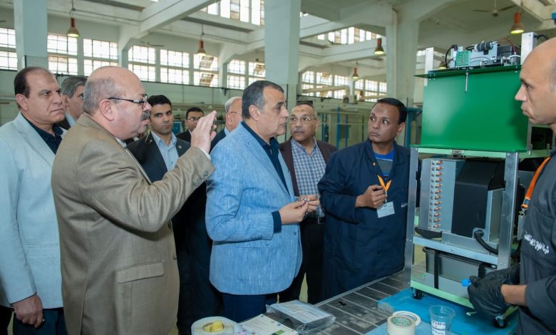 وزير الإنتاج الحربي: تطوير منتجاتنا طبقًا لمتطلبات السوق المحلية والعالمية وزير الإنتاج الحربي: تطوير منتجاتنا طبقًا لمتطلبات السوق المحلية والعالمية