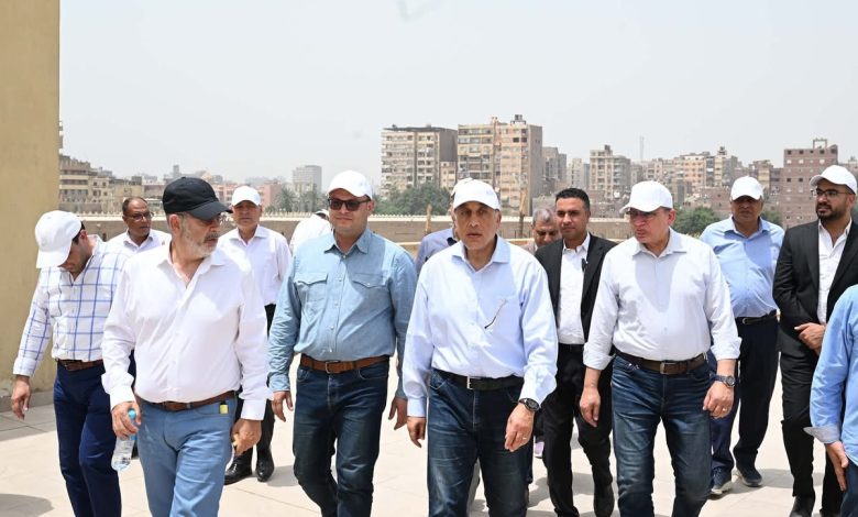رئيس الوزراء يتجول داخل مشروع حديقة تلال الفسطاط ويكشف آخر التطورات به رئيس الوزراء يتجول داخل مشروع حديقة تلال الفسطاط ويكشف آخر التطورات به