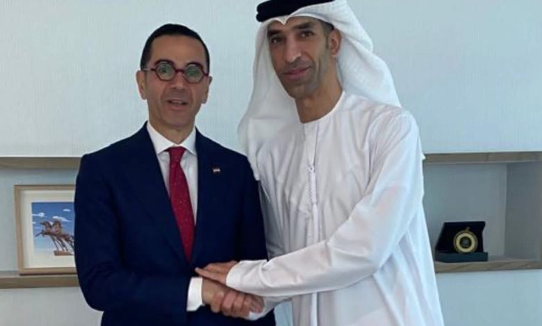 وزير الاستثمار ونظيره الإماراتي يستعرضان تطورات المفاوضات الخاصة باتفاق الشراكة الاستراتيجية وزير الاستثمار ونظيره الإماراتي يستعرضان تطورات المفاوضات الخاصة باتفاق الشراكة الاستراتيجية